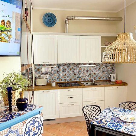 נאפולי Caprese Experience - Light Blu Apt - Dante מראה חיצוני תמונה